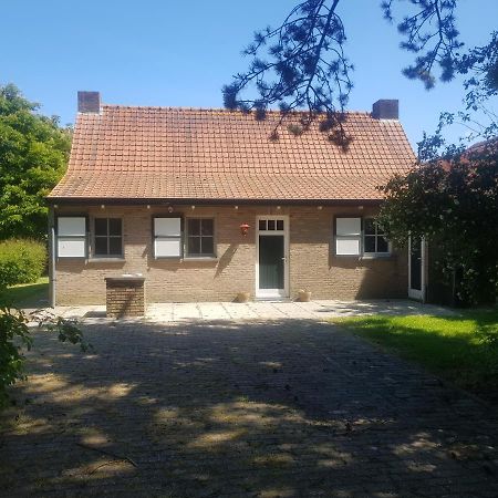 De Bedstee Villa Schoondijke Dış mekan fotoğraf